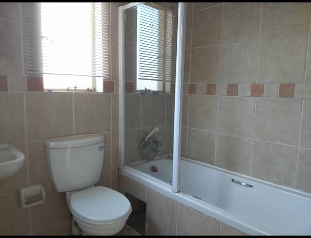 2 BEDROOM APARTMENT RENTED IN NORTH RIDING